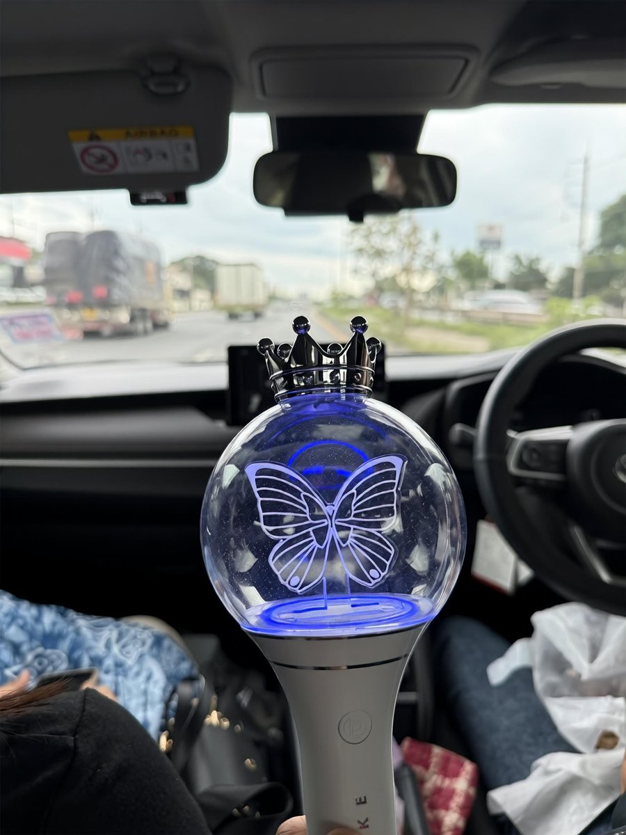 TaeNamwat's tweet photo. นุชอีสานนกแฟนมีตเข้ากรุงแล้วนะคะ เจอกันค่าา✌️🥰

#เป๊กผลิตโชค
#PeckPaLitChoke https://t.co/rfmUTMie06