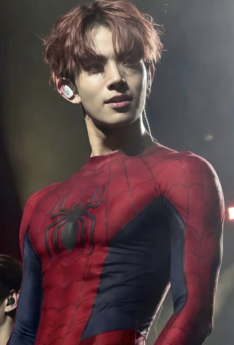 cuddlyheeseung's tweet photo. evan saw the spiderman edit and asked to do him a venom ver one 😭 https://t.co/tmj8fd48JS