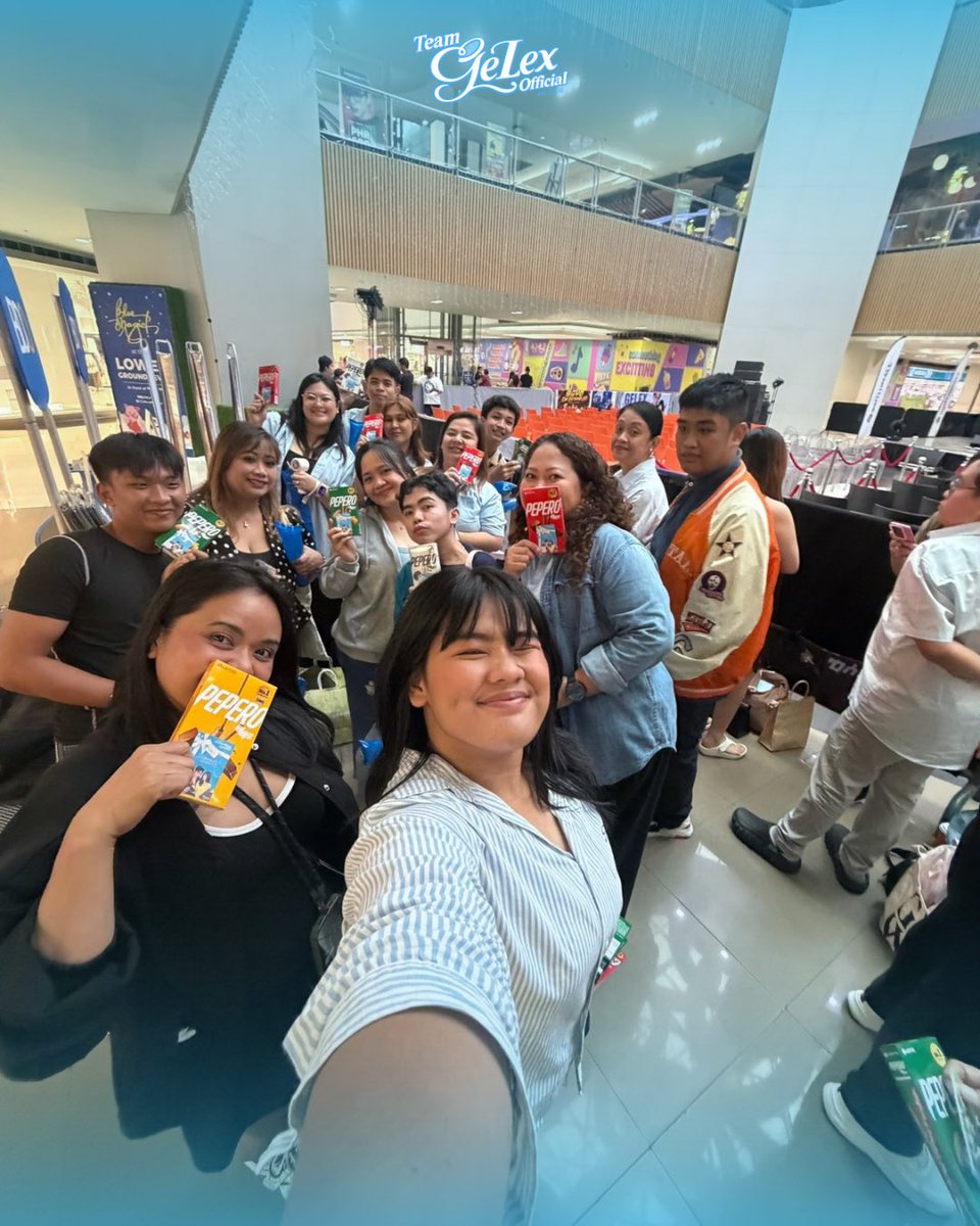TeamGeLexOFC_'s tweet photo. 𝗚𝗘𝗟𝗘𝗫 &amp; 𝗔𝗖𝗘𝗦, 𝗧𝗢𝗚𝗘𝗧𝗛𝗘𝗥 𝗜𝗡 𝗢𝗡𝗘 𝗙𝗥𝗔𝗠𝗘! 🩵

Good vibes, happy faces, and of course—𝗣𝗘𝗣𝗘𝗥𝗢! 🤭

But wait… why does 𝗣𝗘𝗣𝗘𝗥𝗢 hold a special place in our hearts? 👀
Watch TCD2 and discover the story behind it! 🎬✨

#GeLex | #GeLexians https://t.co/P6r0erkfin