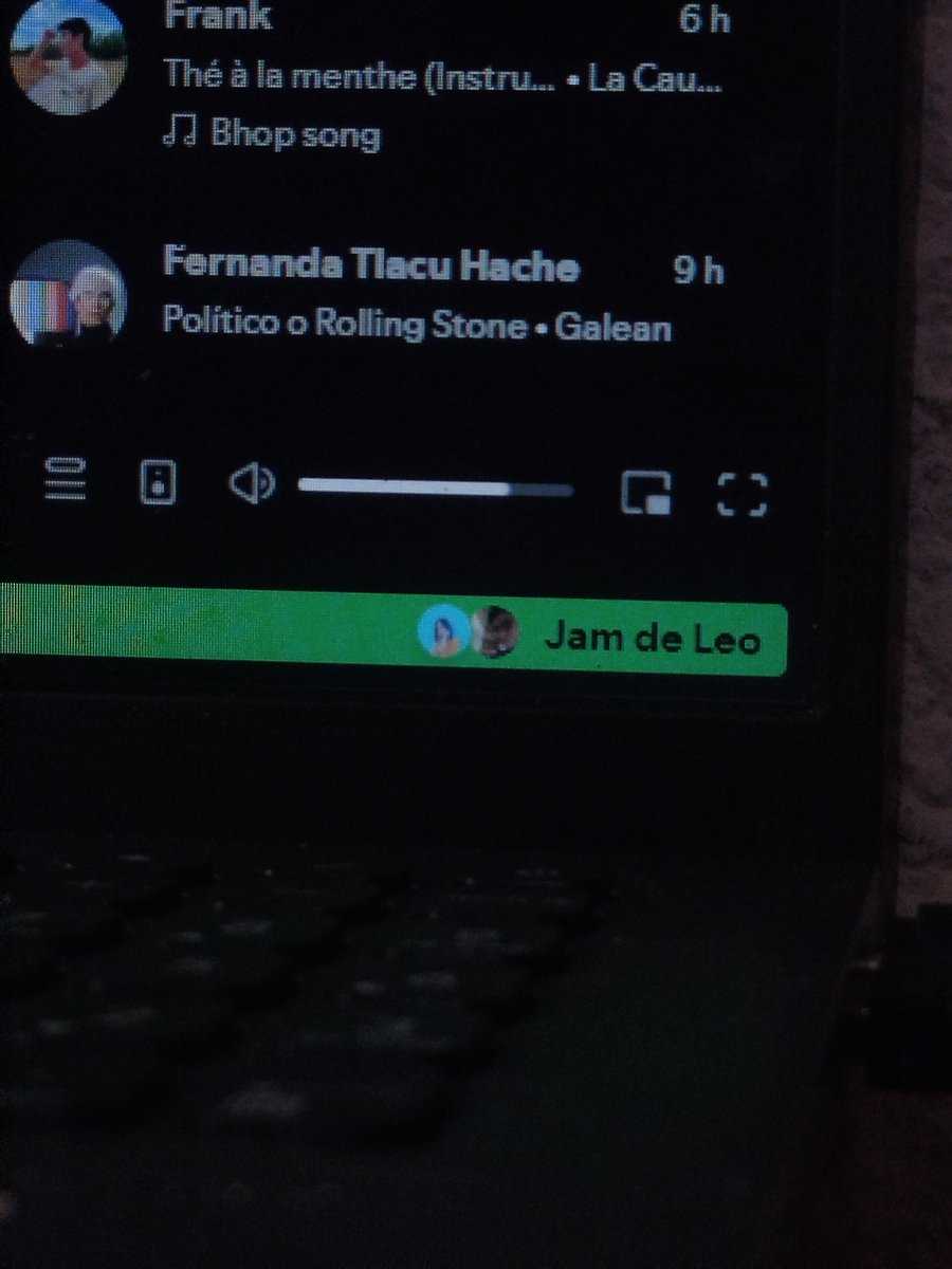 anbmdz0's tweet photo. Gracias Spotify x dejarme estar juntos aunque se a distancia con mi gente favorita https://t.co/zCcBVGAPix