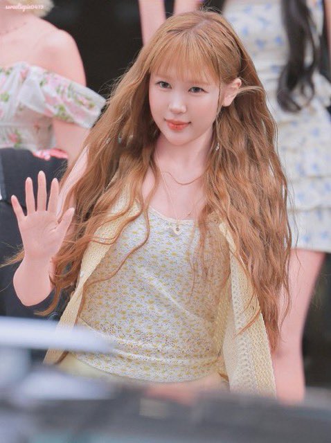 Tovsvj's tweet photo. 엘프아님? https://t.co/1uwzuOT3u9