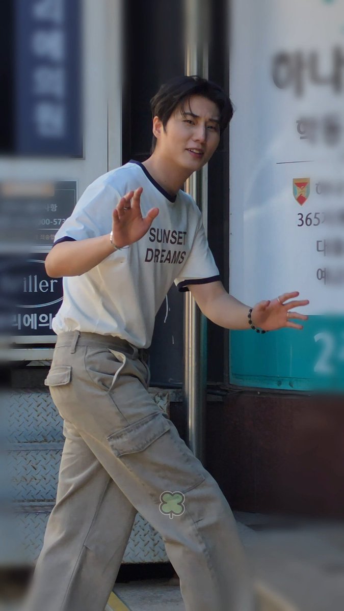 eoneumee's tweet photo. 덥대 그칭 ..... 🥺🥺 #영케이 https://t.co/GjiezKMJdx