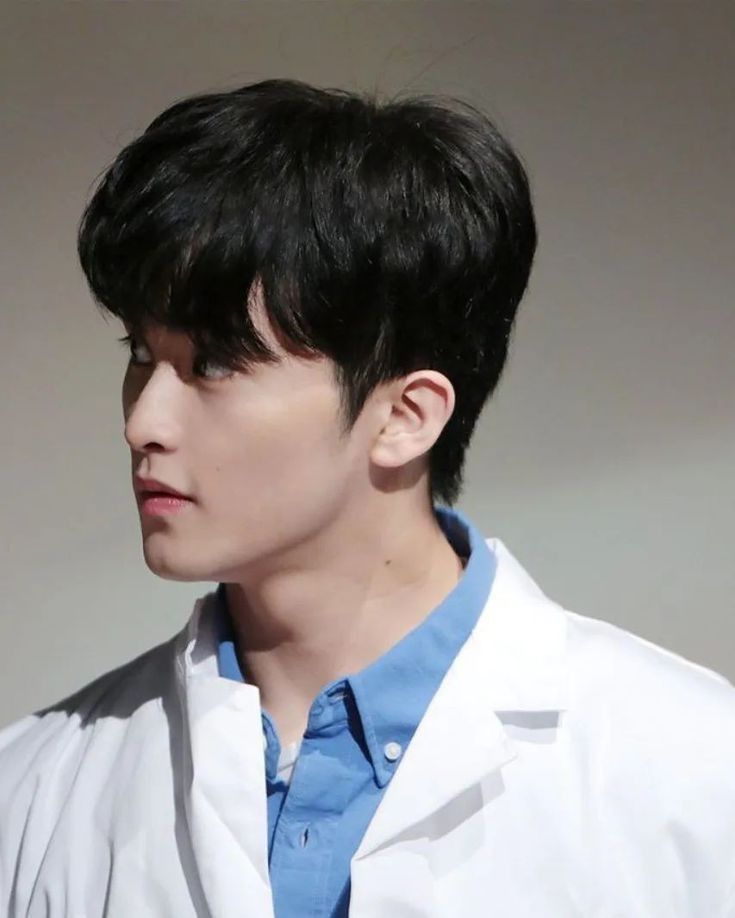 auxmarkhyuck's tweet photo. haiii, aku ada one tweet au!
markhyuck au where resident mk ketemu hc dokter spesialis yg dulunya campus crush mk, tapi selalu ditolak dan dihindari hc.... https://t.co/zqVTXKE1Gy