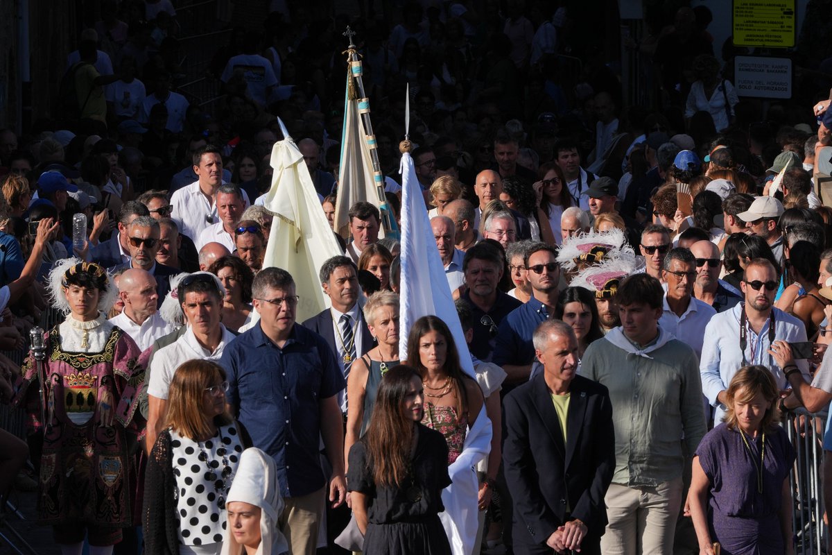 eajpnvgipuzkoa's tweet photo. ⚓️🌍 ⛵ GETARIA > Elkanoren lehorreratzea

#Getaria #Elkano #Lehorreratzea https://t.co/JIqH5dLrJh