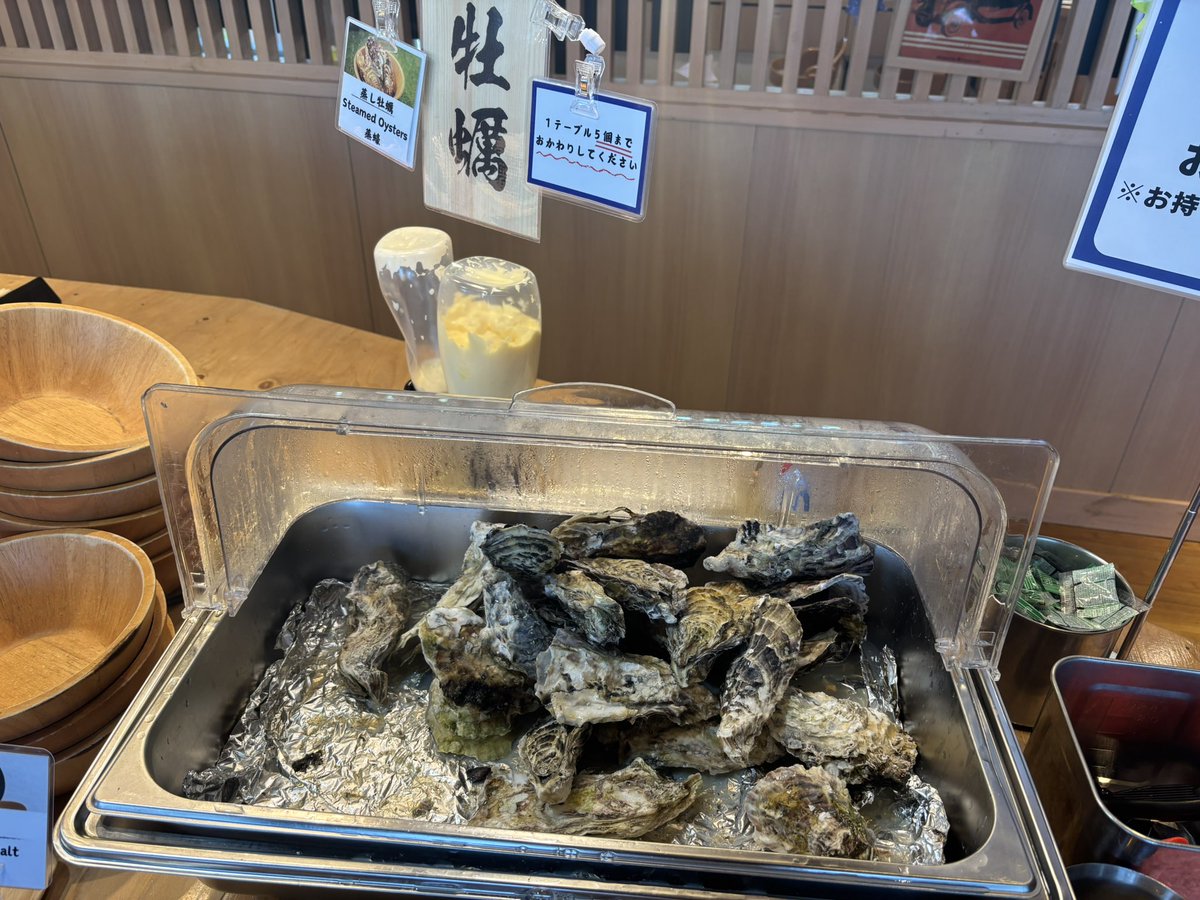 8reysol's tweet photo. 朝から松島で海鮮食べ放題で幸！
蒸し牡蠣美味すぎた🦪
9連休開幕！！！！！ https://t.co/rBz6b4v7Cb