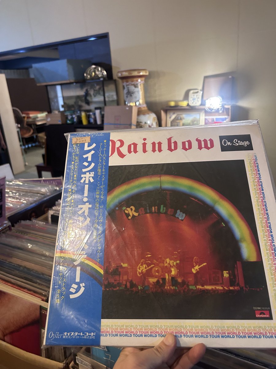 riddletkhr's tweet photo. このスタジオやばい！！宝の山！！ https://t.co/62MIzrtulH