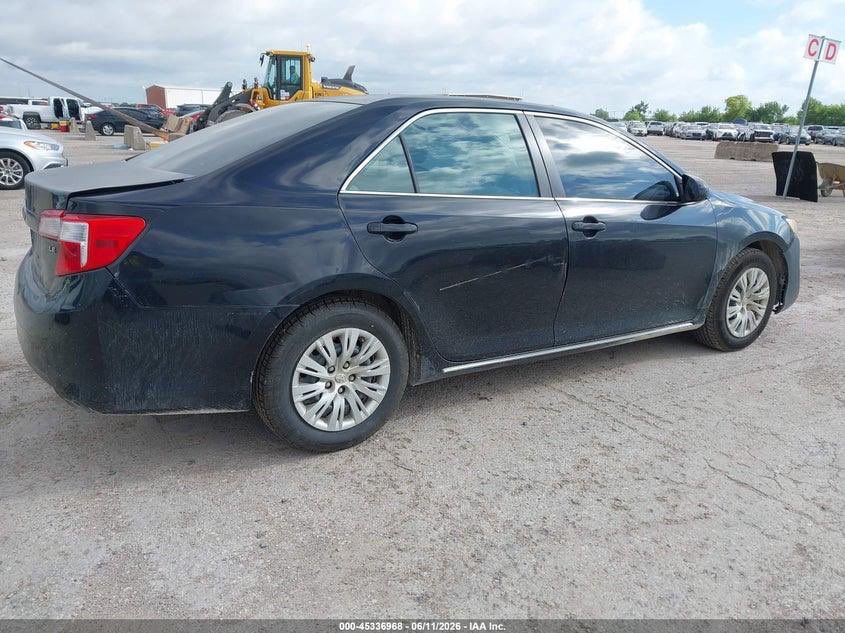 AutosplugLtd's tweet photo. JUST WON ‼️‼️
2014 Toyota Camry LE
Enroute Lagos 
Importer wants to sell before arrival to Lagos port

Open to reasonable offers 
Deposit can come in. https://t.co/n0w1DuiQ1V