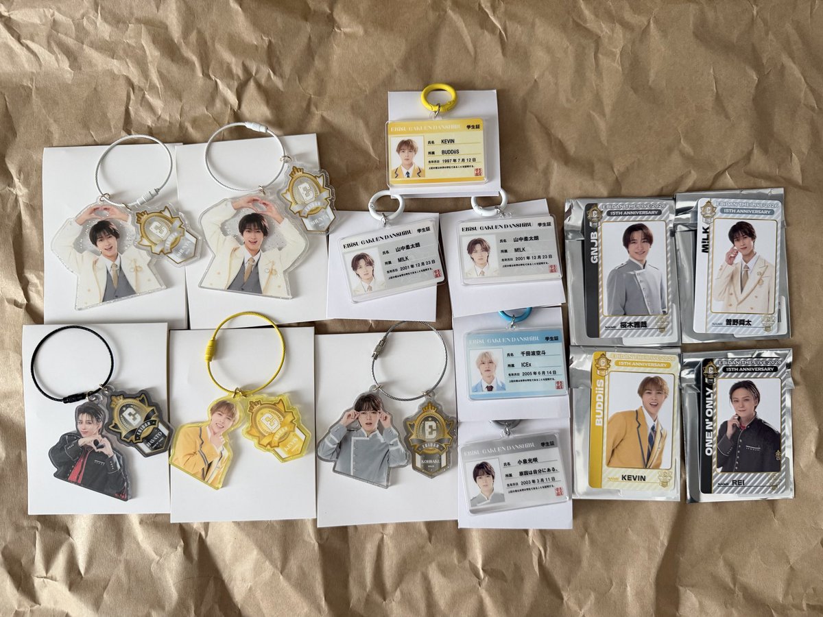 7star_123's tweet photo. EBiDAN THE LIVE 2026 エビライ グッズ 隣の席ミニフォト ランダム アクキー 学生証 トレカ teamC 交換

【譲】画像参照
【求】同種NAOYA

大阪手渡し>8/15渋谷>8/16エビライ

ミニフォト前後左右問いません
ご連絡お待ちしております🙇‍♀️ https://t.co/iQj4eLBtXB