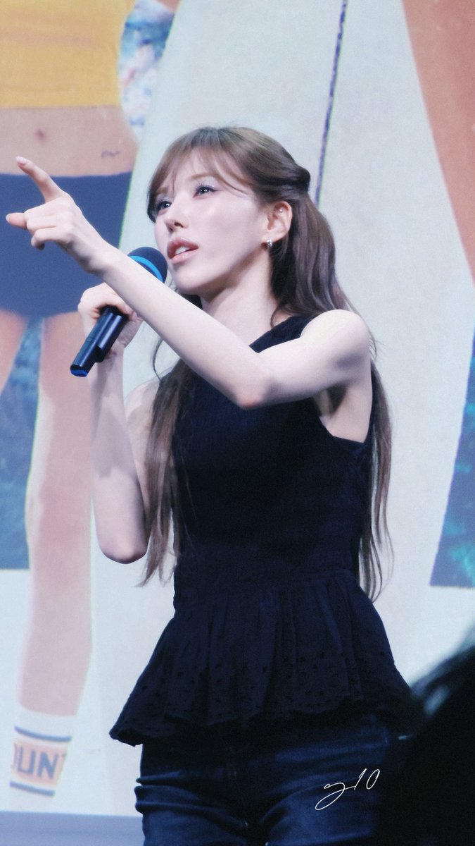 YA_evannnn's tweet photo. 260808 음중미팬
#RedVelvet #레드벨벳  #WENDY  #웬디 https://t.co/RYSiFDmu8D