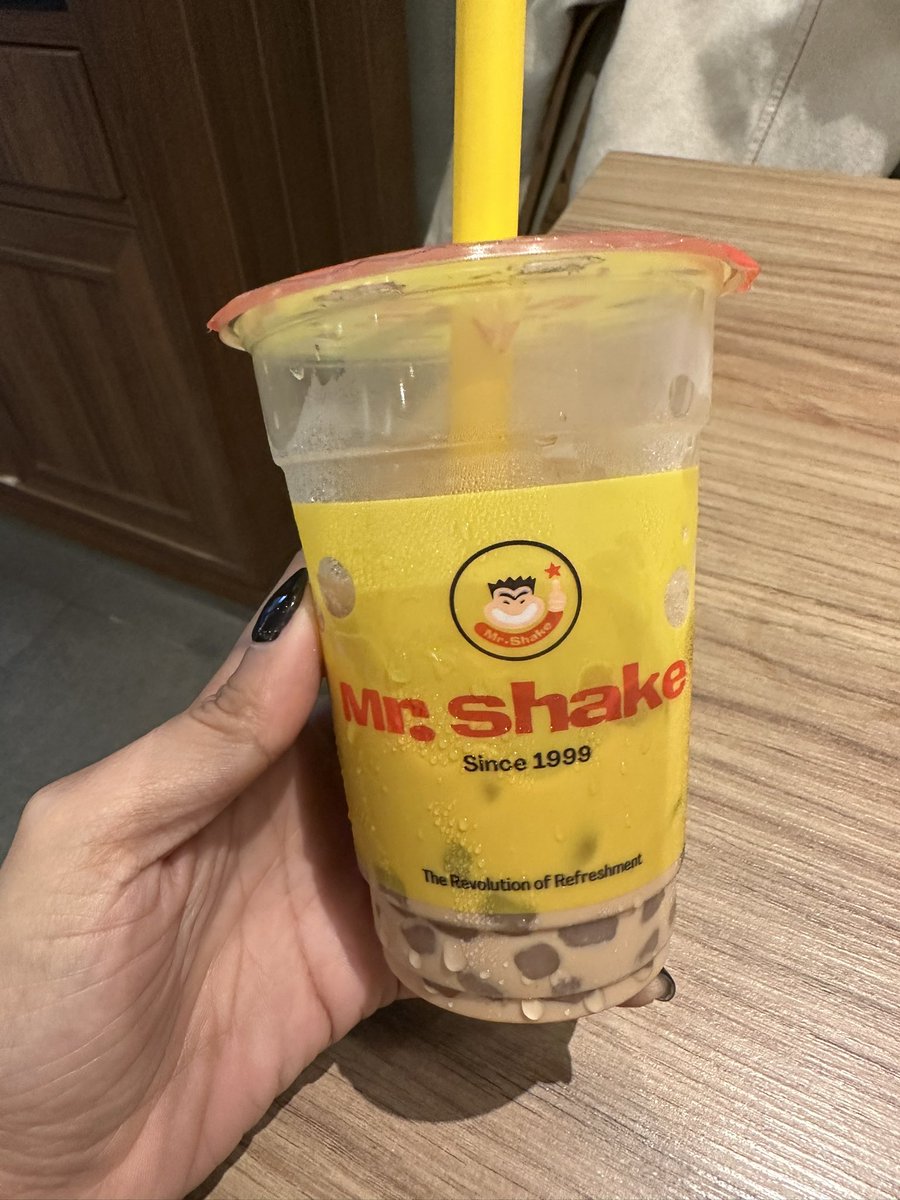 Bung1726's tweet photo. ที่สุดขอชานมมุกเผือก ยกให้ พี่เค้าคับบ งืออ อร่อยมาก อร่อยเหมือนเดิม พี่เลิฟ 🫶 #Mrshake https://t.co/zZpOfq49co