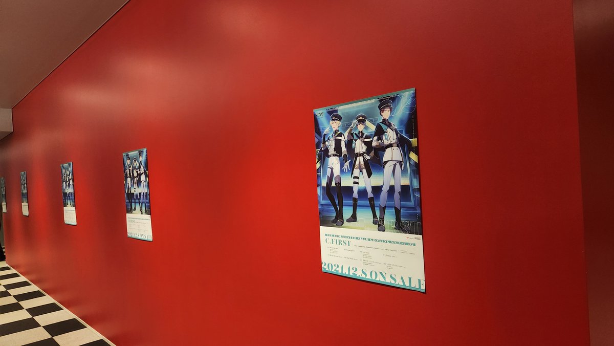 yagihald's tweet photo. 改めてC.FIRSTのリリイベ(記者会見)楽しかった！
お披露目ニコ生から6th、凄いユニットが来たなって凄くワクワクしたし、315プロはもうクラファがいる歴史の方が長くて、時の流れを感じる。
Kアリーナのど真ん中でパフォーマンスしてた方たちが小さな会場で歌って踊って笑ってくれて、不思議な気持ち https://t.co/VJoKIs7nqf