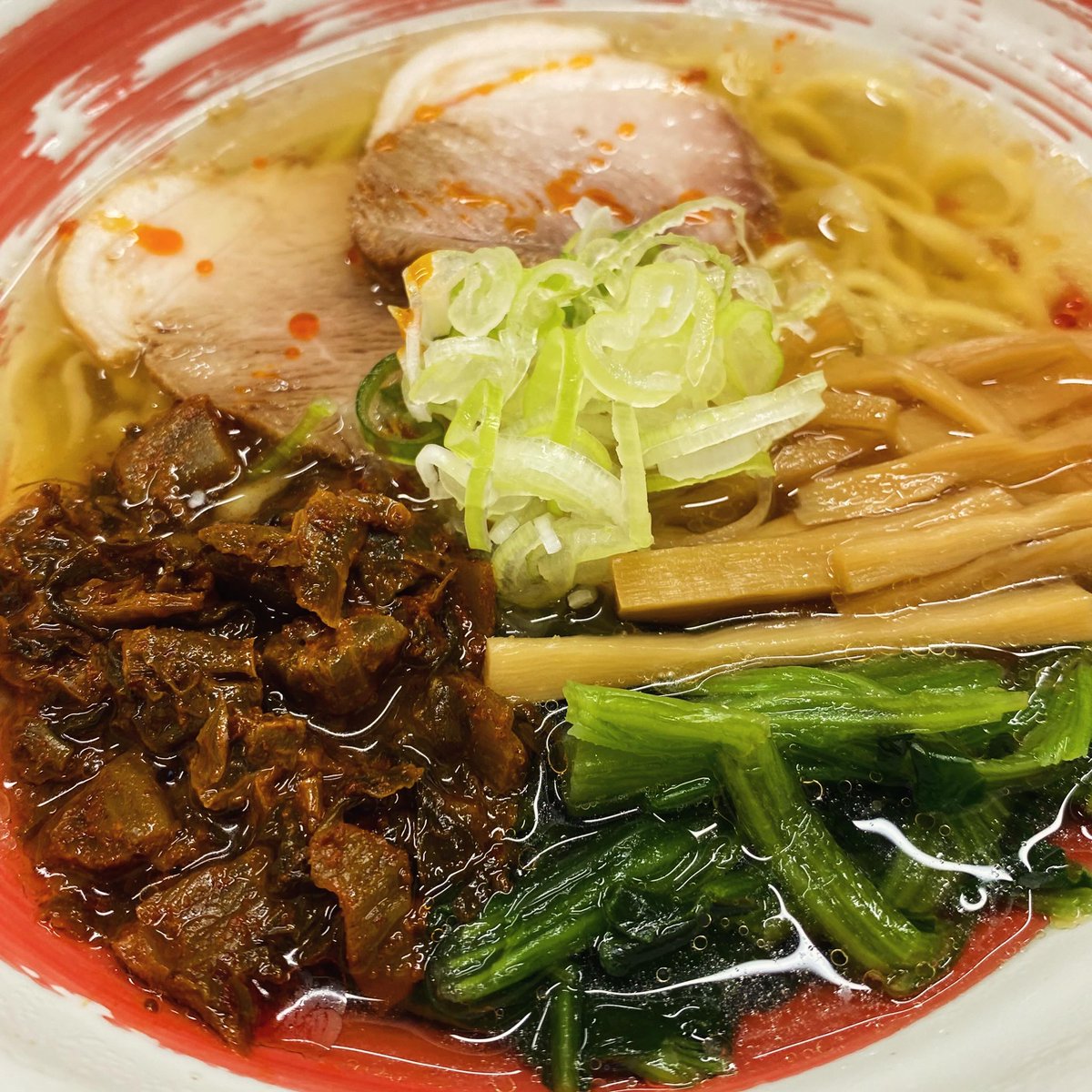 daruma333da's tweet photo. 『完売』
麺、チャーシュー、餃子が全て無くなりましたので本日の営業を終了させていただきます🙇🙇🙇

8月9日(日)
11時〜Open🍜

若い子が多いと思ったら花火大会なのね😂
雨が降らない事を祈っときます🙏 https://t.co/fyAYe1j67w