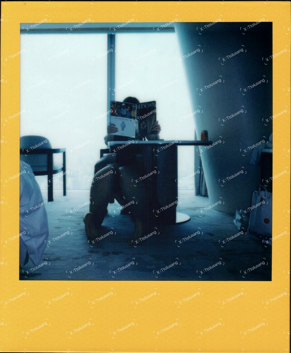 Ttolusang's tweet photo. I love you sitting on my face
#nsfwtwtًً  #情侣 #夫妻 #polaroid #宝丽来 #拍立得 #做爱 #美尻 #footfetısh 

投稿：
@eggroll_tea 
@eggroll_coffee 
@DDDDBBHHH 
@wqganenshi26 https://t.co/sHdfxLLS3j