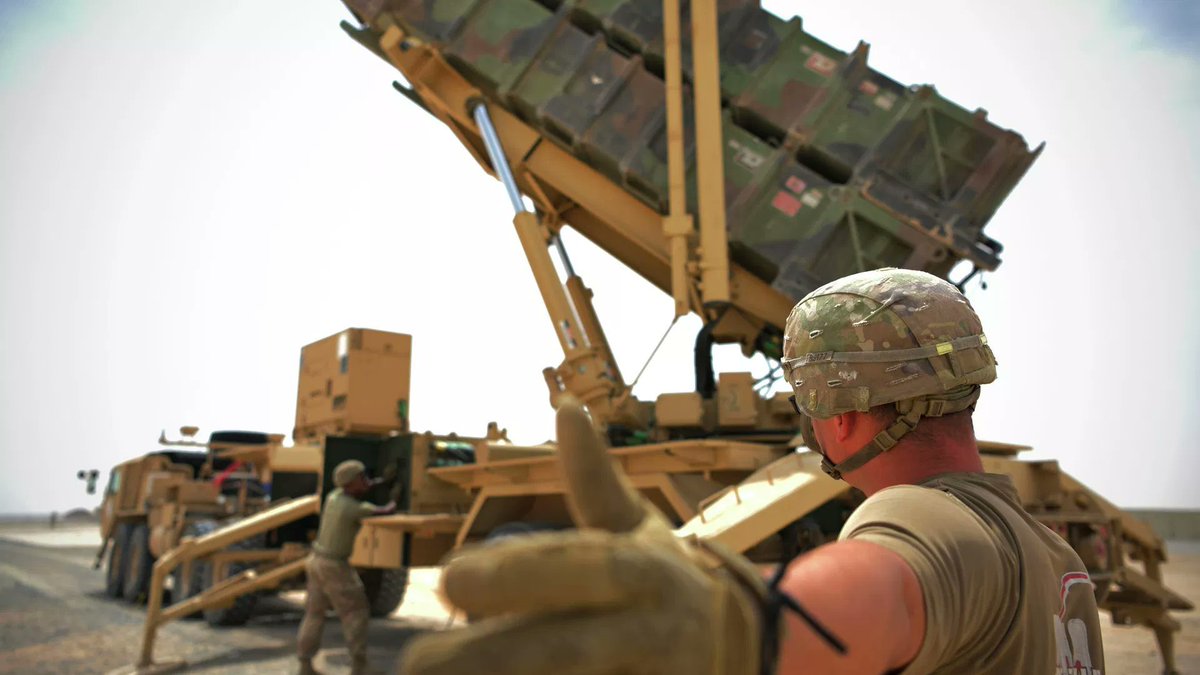 jacksonhinkle's tweet photo. 📍🇺🇦🇺🇸 NEW:

Ukraine’s missile shield crumbles as US and Europe run short on interceptors.

The refusal by the US and Europe to provide Ukraine with more Patriot missiles points to depleted stockpiles and sluggish interceptor production. https://t.co/2fFHw7gQf9