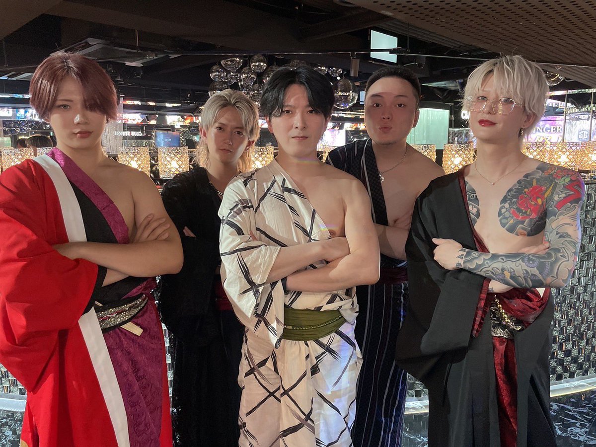 fukuokasgroup's tweet photo. #THESTINGER 

👘浴衣祭り 第2弾👘

たくさんのご来店とご声援に感謝申し上げます💖

👇エスグル全店舗へのお問い合わせ👇

◆line: https://t.co/FaGC4n5Mhd
◆07054029745

#エスグル #ここが本物 #THESTINGER
#THERICHARD #SGROUP  #中洲 #ホスト  #Event #浴衣 https://t.co/gb9KxjYDLs