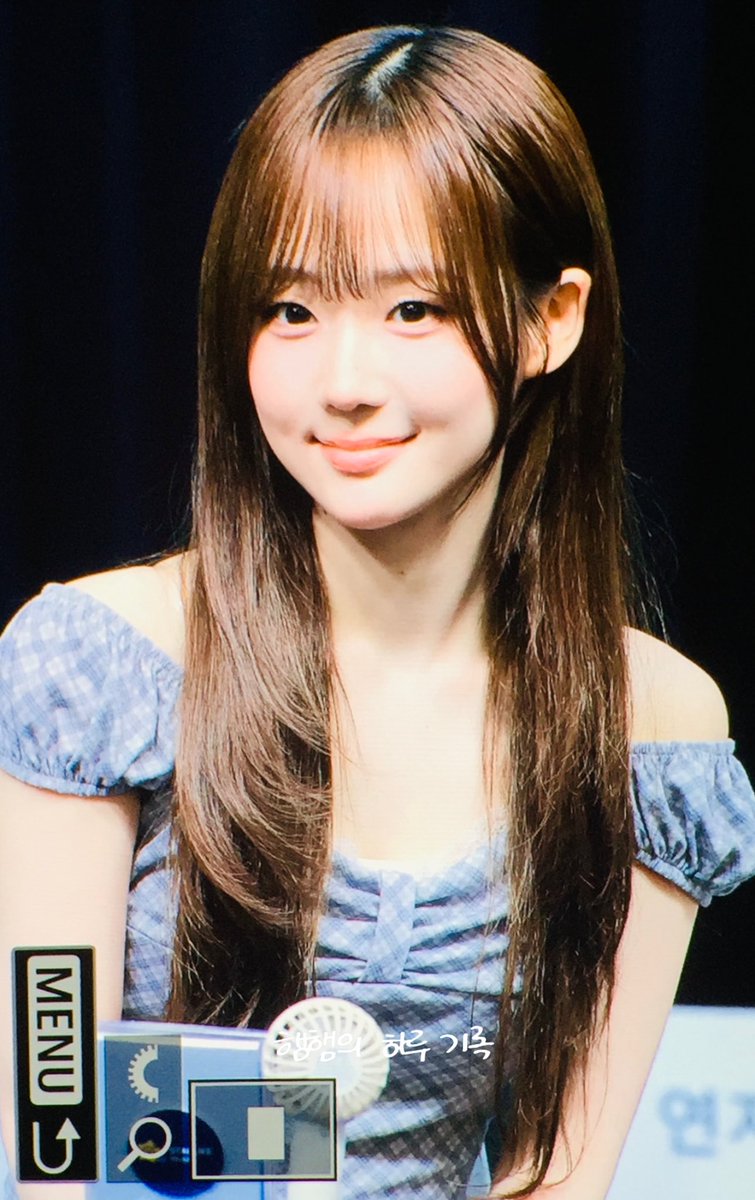 First0806_'s tweet photo. 260808

#tripleS #트리플에스 #윤서연 https://t.co/0nZEGpBZFi