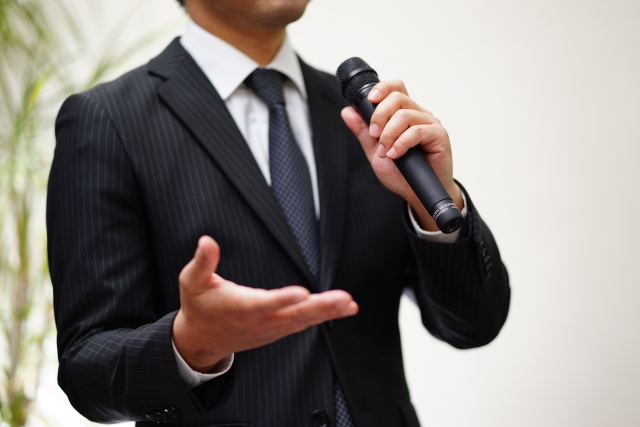 hanashikata_ctr's tweet photo. 『【あがり症は克服できる】人前で声が震える社長を変えた、たった一つの意識改革とは？』というテーマでブログを書きました。ぜひご一読ください！
#話し方教室
https://t.co/sreR9fxYIJ https://t.co/GefTMWfvfX