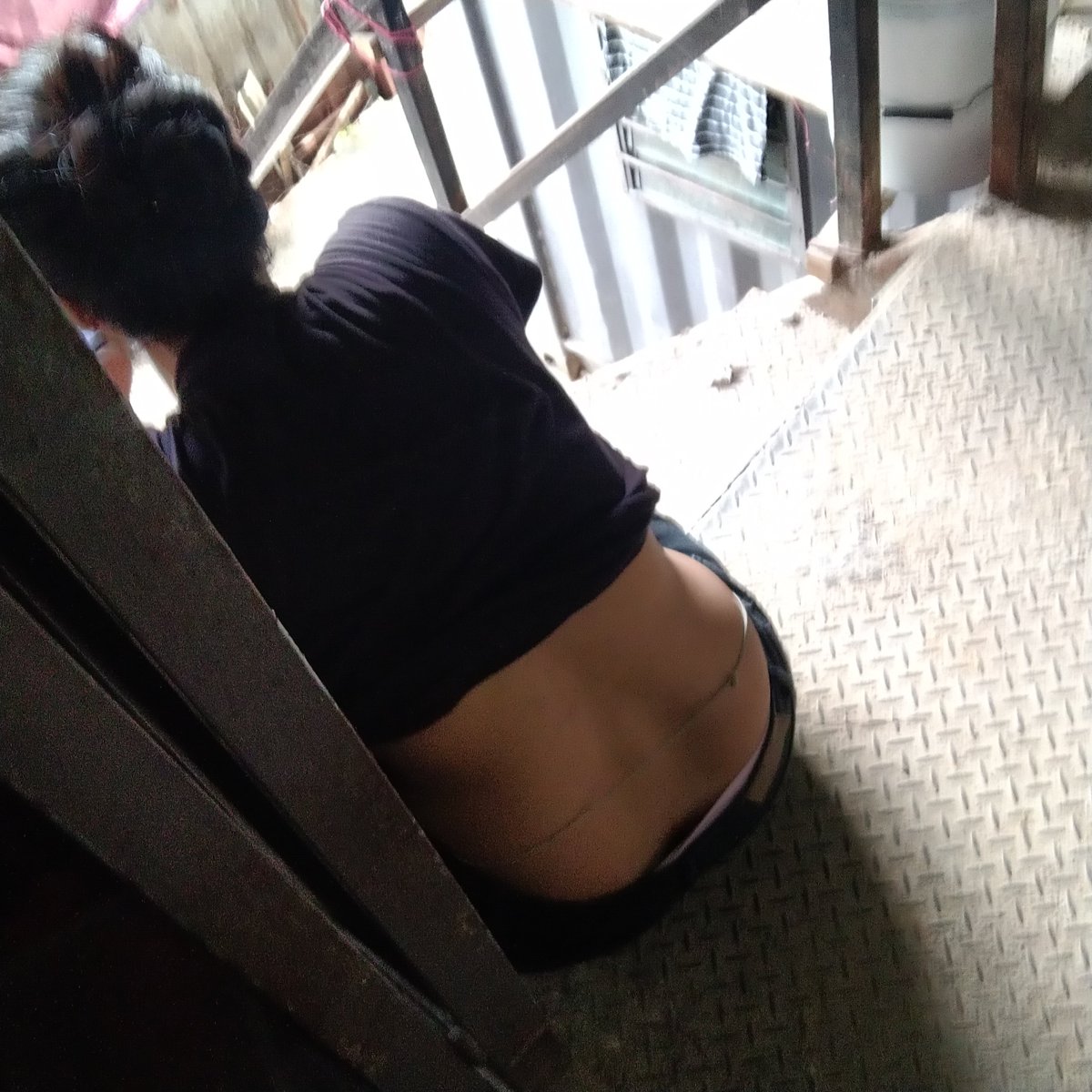x198401's tweet photo. X Ibu rumah sebelah https://t.co/WlaORtCaNe
