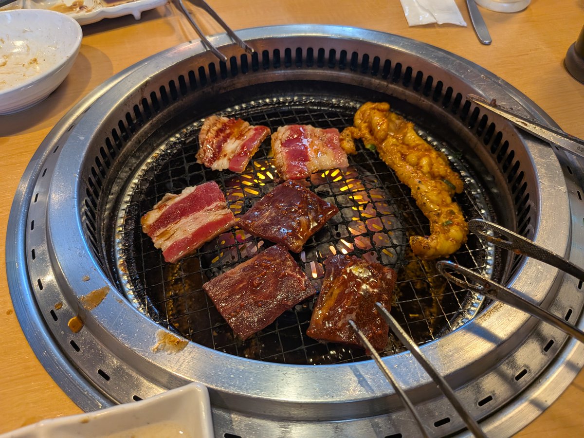 whooBC's tweet photo. 焼肉きんぐ https://t.co/Su7SX0yniF