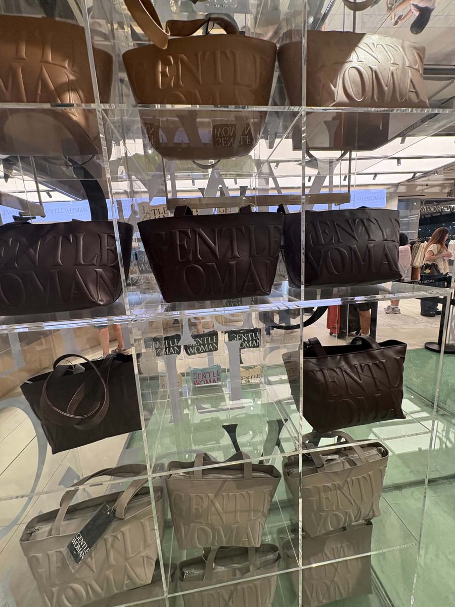 aesvtdky's tweet photo. GENTLEWOMAN PASABUY  

# wts lfb lfs wtb pasabuy thai pasabay thailand ph bag https://t.co/XQthP8hmD4