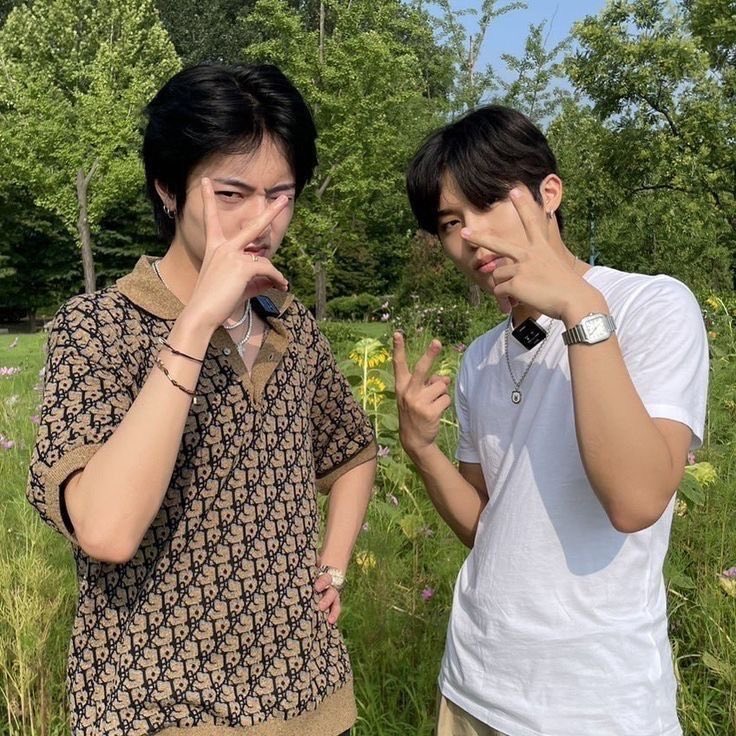 zeoonuuu's tweet photo. 팀 04즈에게 압도되어벌임… https://t.co/8ZaoLjk8E7