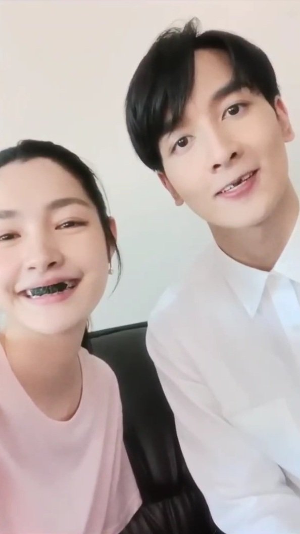 LadarJunny's tweet photo. เพิ่งสังเกต มันเป็นวัฒนธรรมของพระนางช่อง 3 ป่ะ5555555555555555555555 https://t.co/dye3tZWPBY