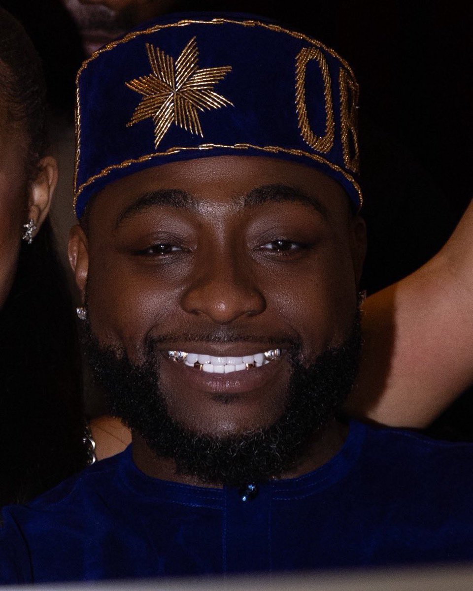 abazwhyllzz's tweet photo. Davido has the number 1 song in Nigeria https://t.co/mA7yvo5wxF