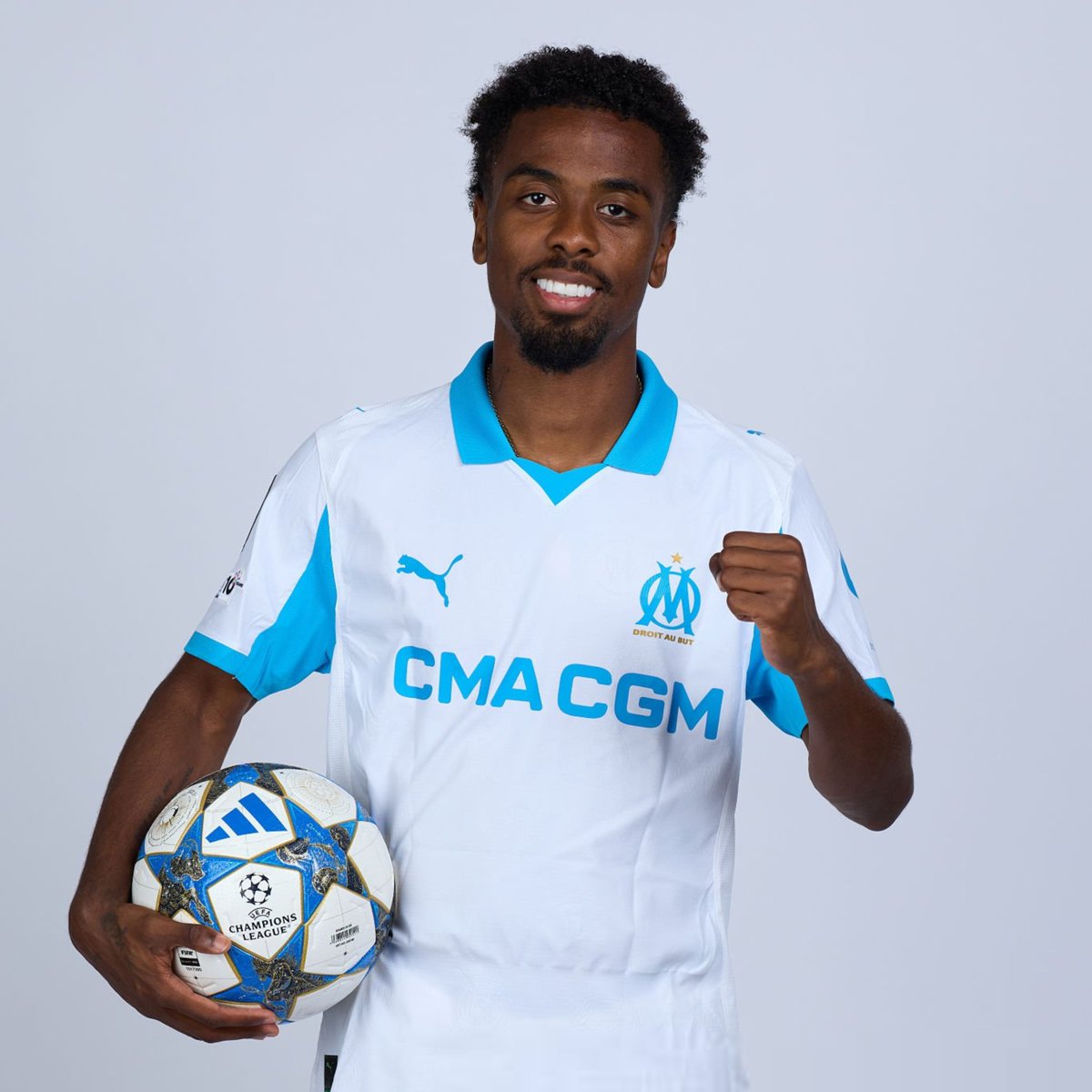ActuL1_'s tweet photo. 🚨 ANGEL GOMES 🏴󠁧󠁢󠁥󠁮󠁧󠁿 SUR LE DÉPART DE L'OM !! 👋💙🤍

Le club ne le retiendra pas qui est courtisé par Coventry.

Pour renforcer son entrejeu, Bruno Genesio 🇫🇷 apprécie grandement le profil de Quinten Timber 🇳🇱.

(@lequipe) https://t.co/gas4jR2xBo