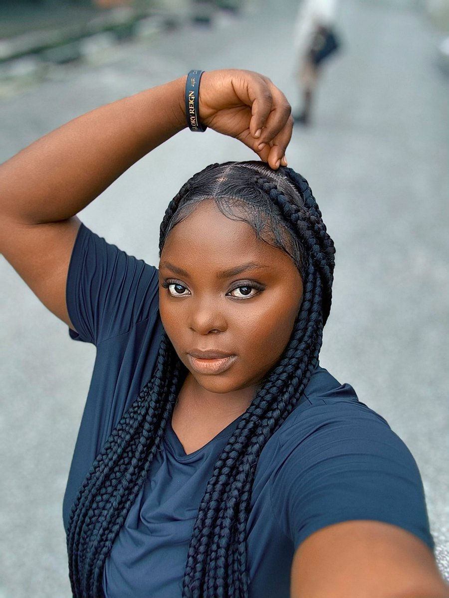 Confidence_Ari's tweet photo. This weekend, before you collect transport fare from any man, make sure you are ready to pay him a visit 

Don’t collect transport fare, and block him afterwards, oh! 

The law does not smile at obtaining money through deception. 

I remain your favorite Lawyer💕 https://t.co/fyyB6TDaZJ