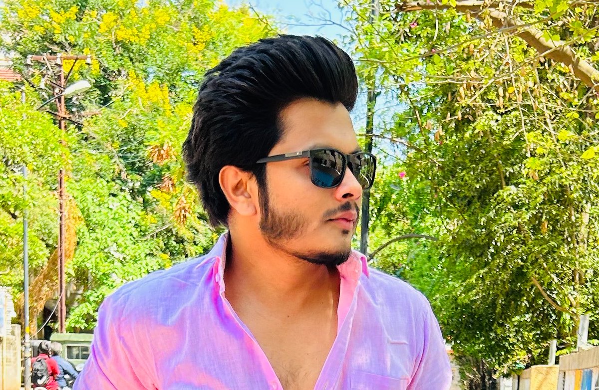marathikirann's tweet photo. If “perfect hairline” had a face.
#Hair #HairCare #Hairline #Hairgoals https://t.co/Rq8I7z2zBq
