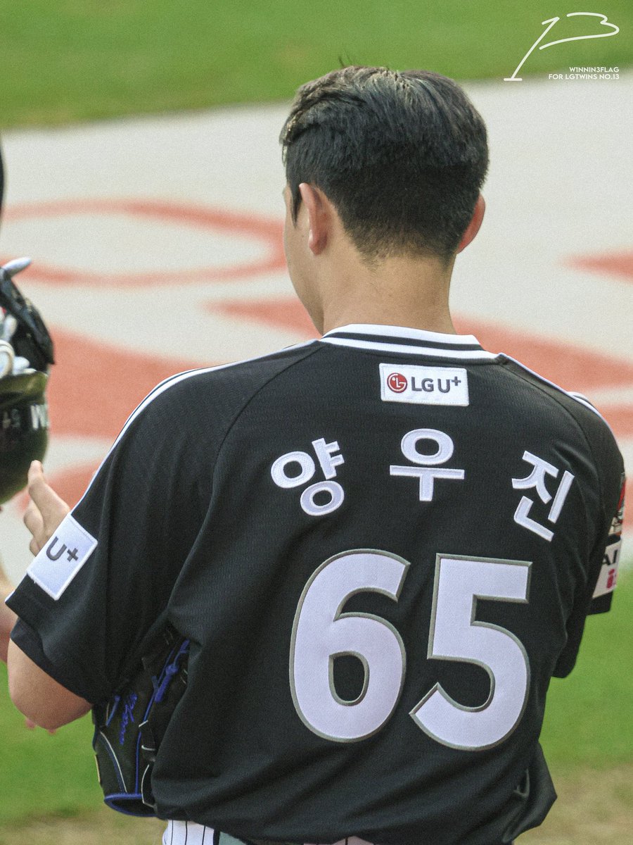 w1nnin3flag's tweet photo. 바쁘다바빠 막내사회

#양우진 https://t.co/MTTfmZhKNA