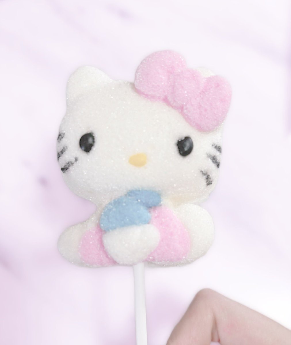 aeriflvr's tweet photo. sorry hello kitty it’s time for you to go 🎀 https://t.co/dhURZBmObg