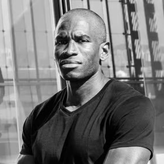 coinbureau's tweet photo. 🚨BREAKING: BitMEX's $1 BILLION sale collapses as buyers walk away.

Potential buyers, including Exodus, reportedly walked away over founder control, BitMEX’s collapsing market share, and lingering legal and reputational concerns.

BitMEX once handled roughly 57% of global crypto derivatives trading but now commands less than 0.01%. 

The exchange is set to shut down permanently on September 23, 2026, marking the fall of the platform that pioneered the perpetual swap.
