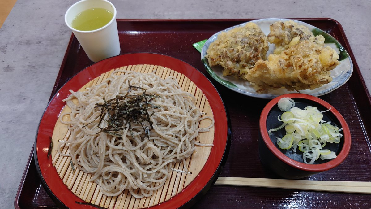 hemogurobinta's tweet photo. @CM400T カッチカチ旅。
どこぞの道の駅の天ぷらは本日は外はカリカリ中はシットリな感じで保険の差し歯でもイケる感じでした✨
明日は起きれたら七里ヶ浜らへんのPacificDriveinらへんからチャレンジします❗️
59の睡眠８時間。 https://t.co/FnQEa7To8C