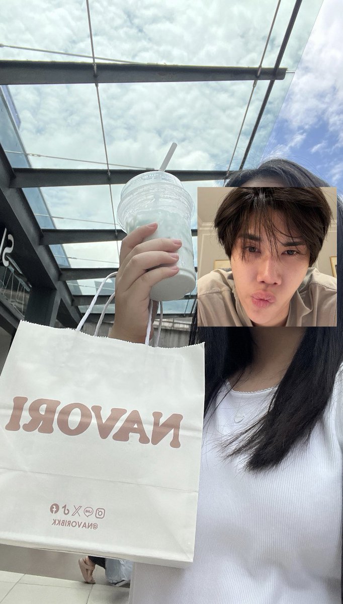 mintchocallday's tweet photo. 𓈒𓂂𖧷 𓊆ྀི #dunknatachai #NAVORI 𓊇ྀི ⋆｡˚

- soft serve cookie scoopie 🍪🍨 อร่อยมากก ตักเข้าปากปุ้ปบอกเลยว่าอันนี้ต้องซ้ำ !! ถุกจัยทิ่สุด

- sea salt milk 🥛🩵 อันนี้ก้อร่อยกินหลังจากกินไอติมคือเข้ากันมากก ตัดหวานได้ดีสุดสุดอานนิ้เลิ้บ โควต้ากินขนมสัปดาห์นี้ยกให้นาโวริคับ :P https://t.co/GwQS1UtNlL