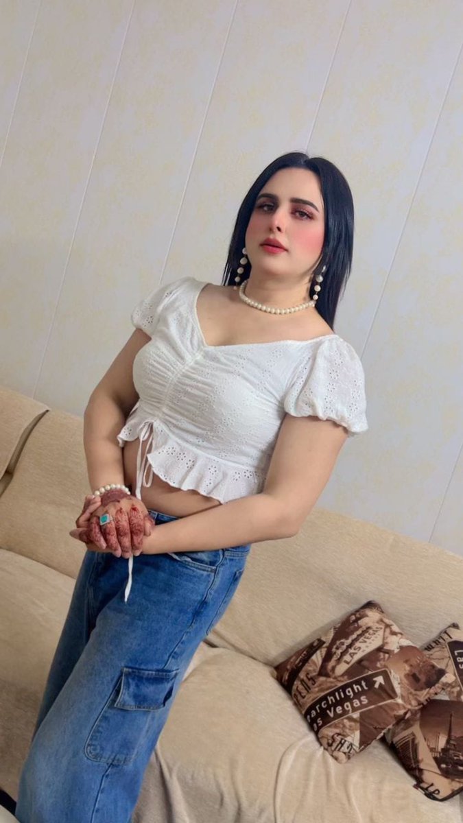 rolex_pindi's tweet photo. Hey 👋 

Rolex Khan Shemale 

Mera ye New Account hai Kindly isko Follow kr lo Sab 
🙏🙏🙏 https://t.co/FMvzDFKOQ5