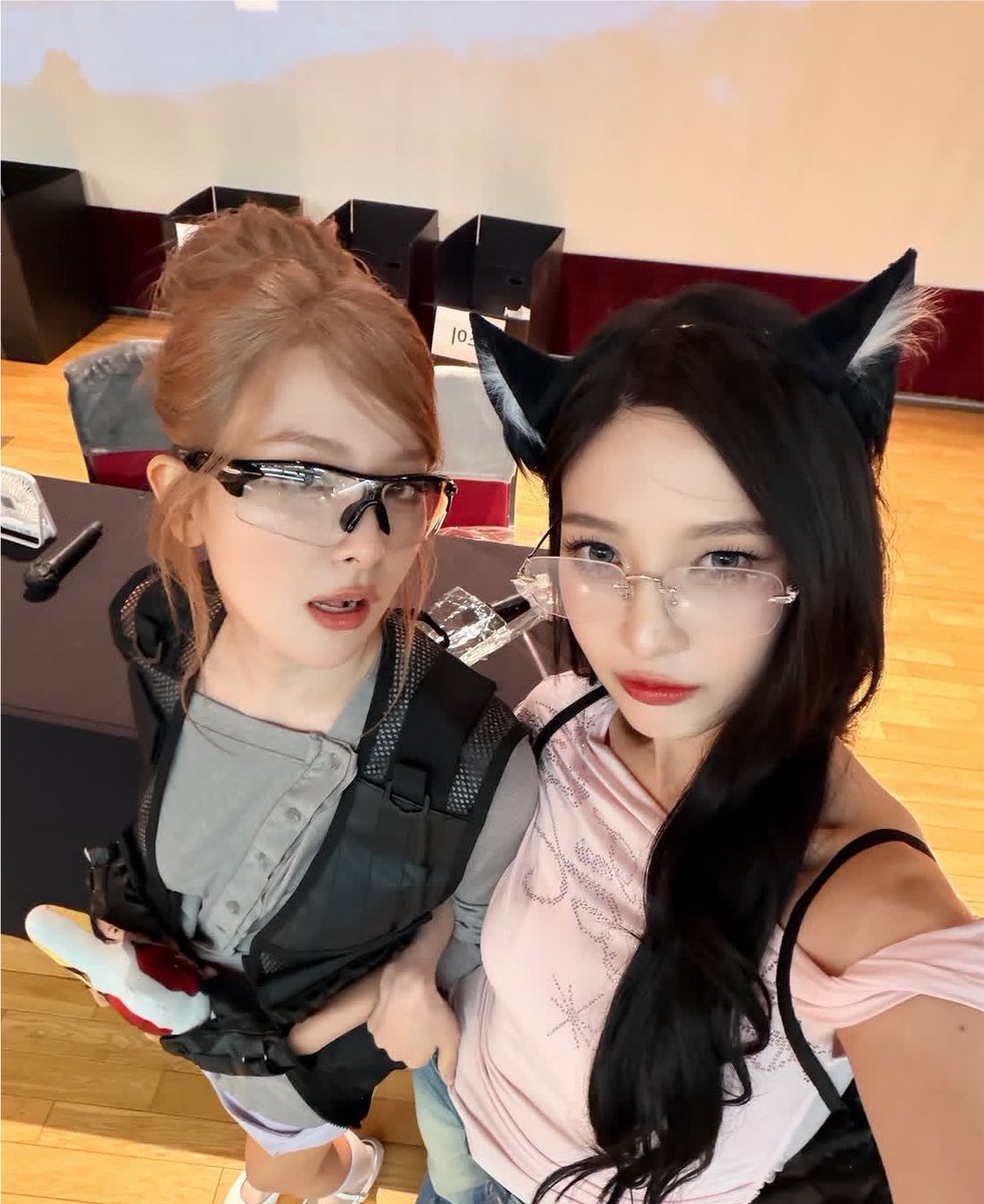 jelllyluvie's tweet photo. fuck dude this duo is too lethal for me https://t.co/KT7ifyNHoz