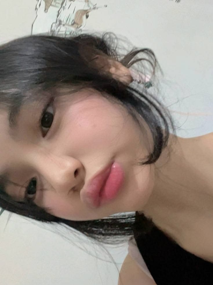 Ayamimimi2116's tweet photo. JUDUL : DI HANTAM 2 GADIS GILA KONTOL

🀄️ Mahjong lagi panas nih 👀

Tadi lihat hasil Mahjong Ways, lumayan bikin penasaran 🔥
Apalagi pas Wild + Scatter mulai keluar.

Lu cobain juga, cek gamenya di sini 
> https://t.co/tLExD6cuNU https://t.co/yyN6TSmTtW
