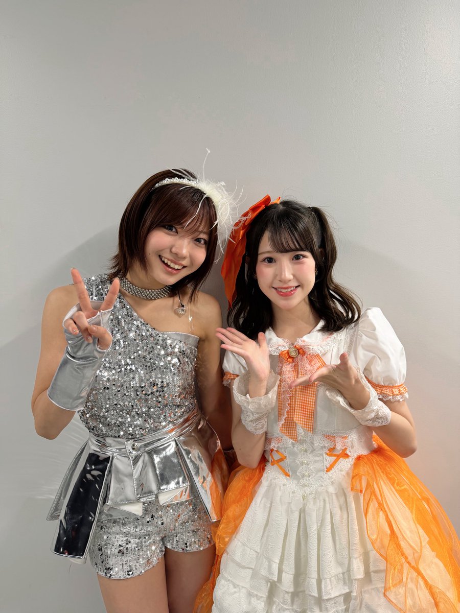 Rosy_Chronicle's tweet photo. 💚　#島川波菜強化月間　💚

ツイッタランドの川名さんと🐸

#アンジュルム さん #川名凜 さん
@angerme_upfront 
#ロージークロニクル #ハロプロ https://t.co/keGoVUojRK