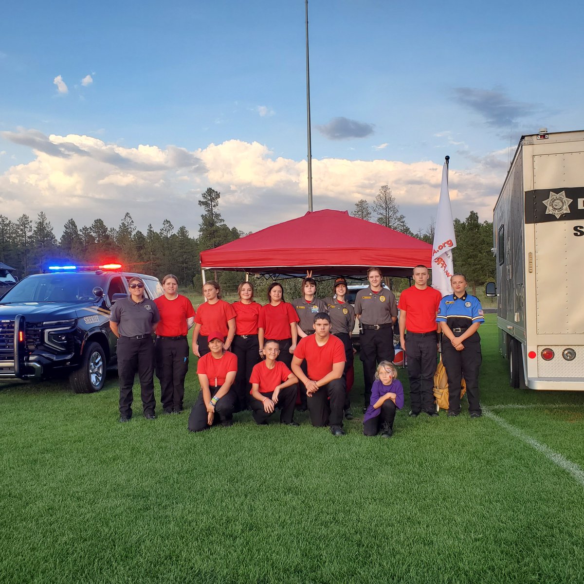FFROAUSA's tweet photo. National Night Out Festival at Pinetop-Lakeside PD. Great fun! https://t.co/jt7hzlp3Tm