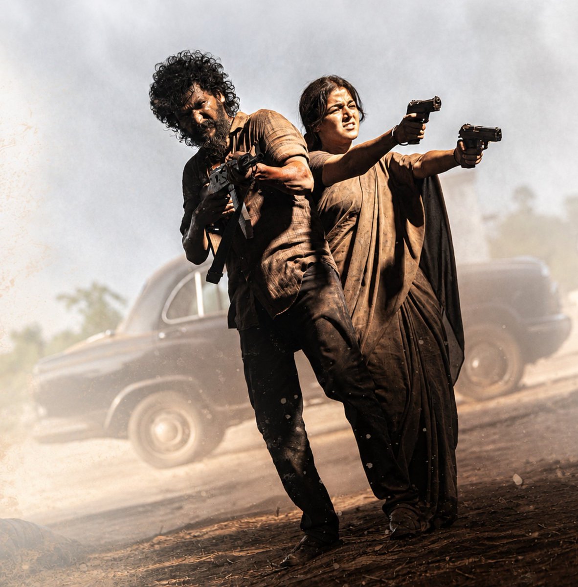 Hari_Chin2_HC's tweet photo. The 3 Hero's. brilliant, brilliant, brilliant!!!
1. @Dir_Lokesh 2. @anirudhofficial 3. @ArunMatheswaran💥💥 Terrific &amp; Goosebumps Making 🔥 Superb performance #Wamiqagabbi Exlent work Entire Movie Team #DC 

#BlockbusterDC🔥🔥 https://t.co/qsYpNuN30j
