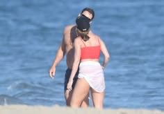 PridePopCulture's tweet photo. Chris Pratt goes shirtless during Mexico vacation with girlfriend Katherine Schwarzenegger. https://t.co/9PYF9C60J0