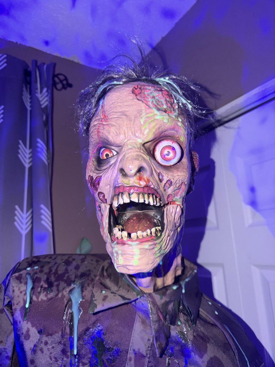 HalloweenMan_31's tweet photo. Some more pictures of Jeremy Jaws https://t.co/7UkUbkITuq