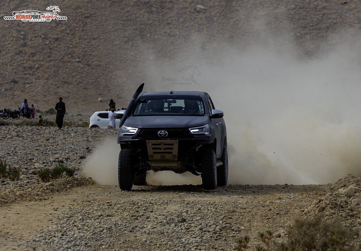 HorsePower_Pak's tweet photo. Racer at Jhal Magsi Desert Challange 2025 Race Day.
.
.
.
#Pakistan 🇵🇰 #offroad #motorsport #JhalMagsiDesertChallenge #jhalmagsirally #racing #HorsePowerMagazine #urdu #desert #rally #worldwide #foryoupageシ #rallylife #offroadracing
#desertrally #adventure #teamsultan https://t.co/uAFZKkLnVL