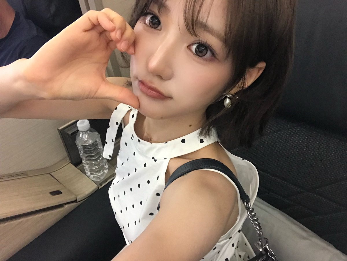 jiyupic's tweet photo. 260808 #지유 🐌🫧 https://t.co/eVu9MkJR3l