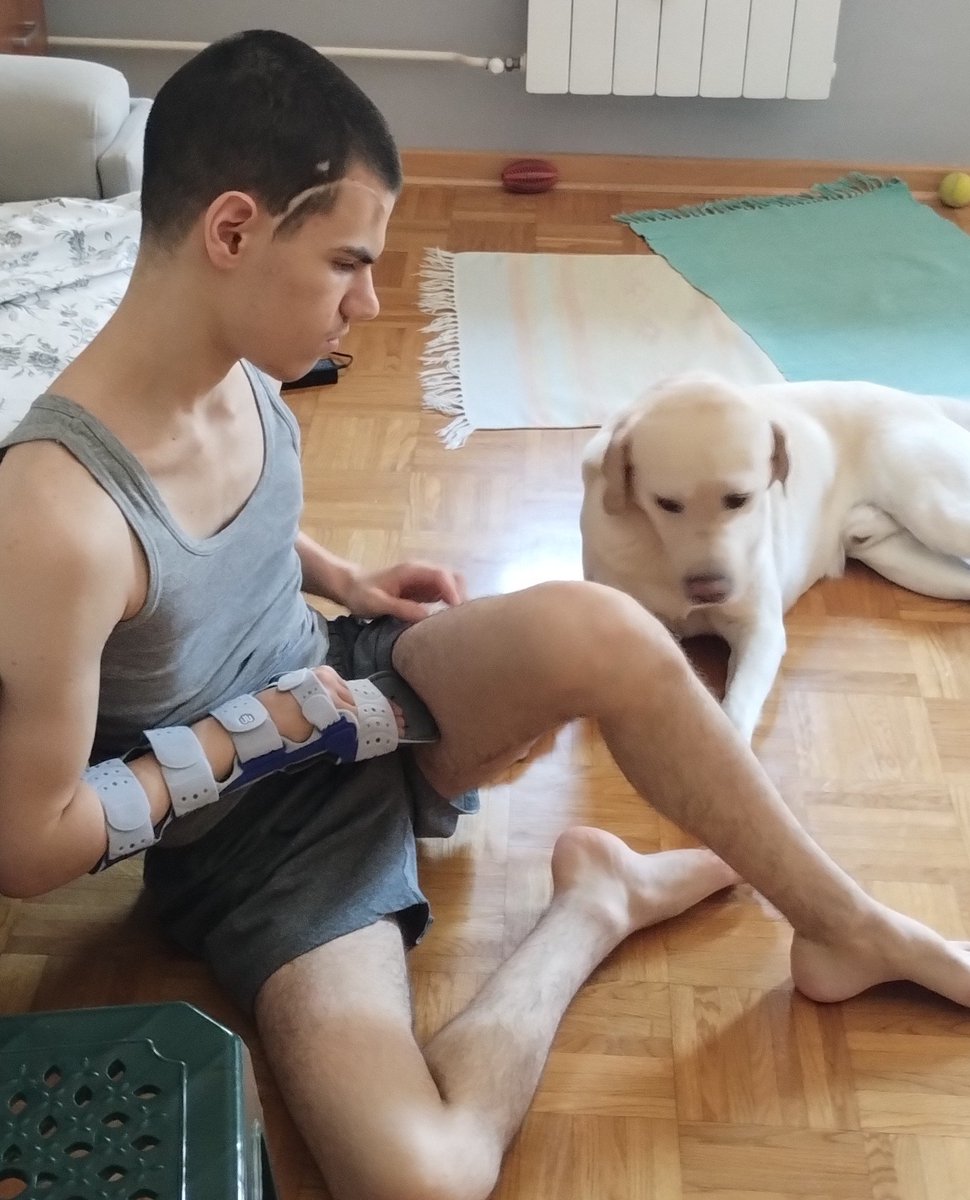 KovacevicVanja's tweet photo. Moje Sunce ♥️

sms 118 na 3030...za jednu borbu,koja traje...znaci mu 🧑‍🦯🌿
#tumor #slep #hemipareza https://t.co/LAYwRoWw6A