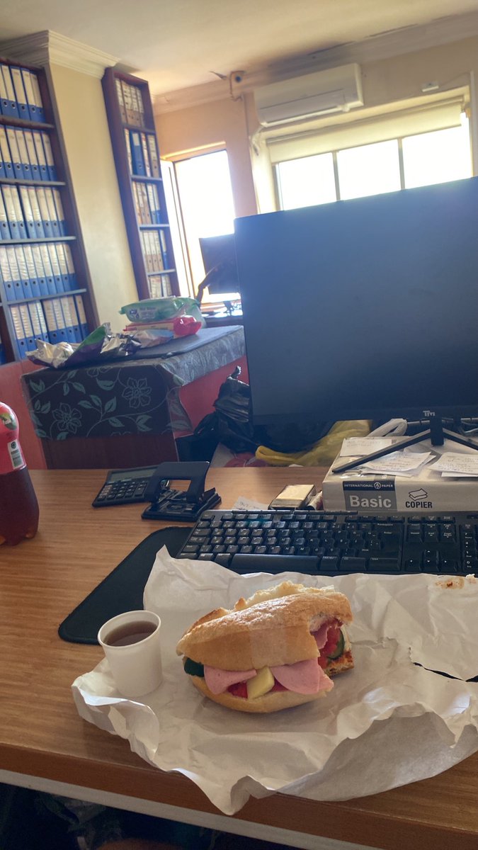 xermrem's tweet photo. Kurumsal ve soguk sandivic. https://t.co/mdgUcGbkIn