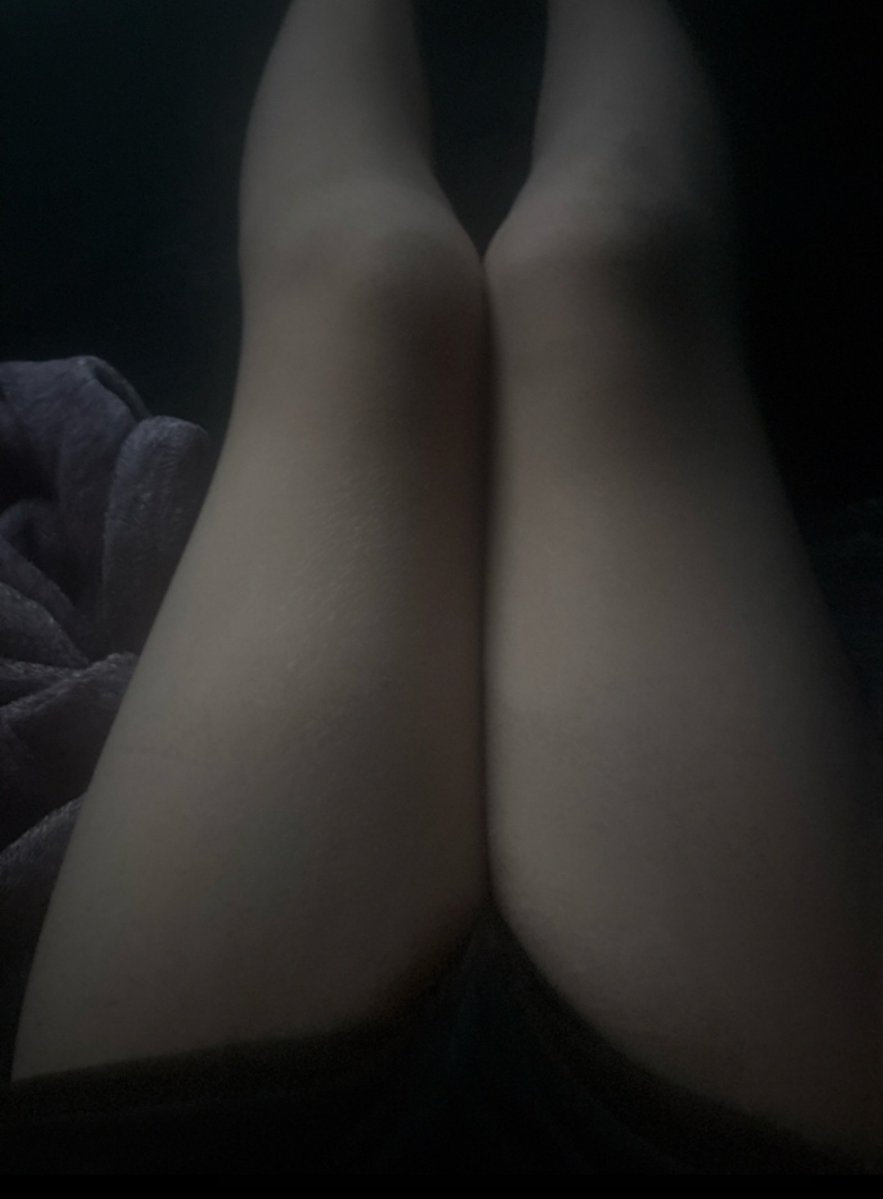 Chris_smith16s's tweet photo. #femboy #thick #gay #thighs https://t.co/elsJVqZurV