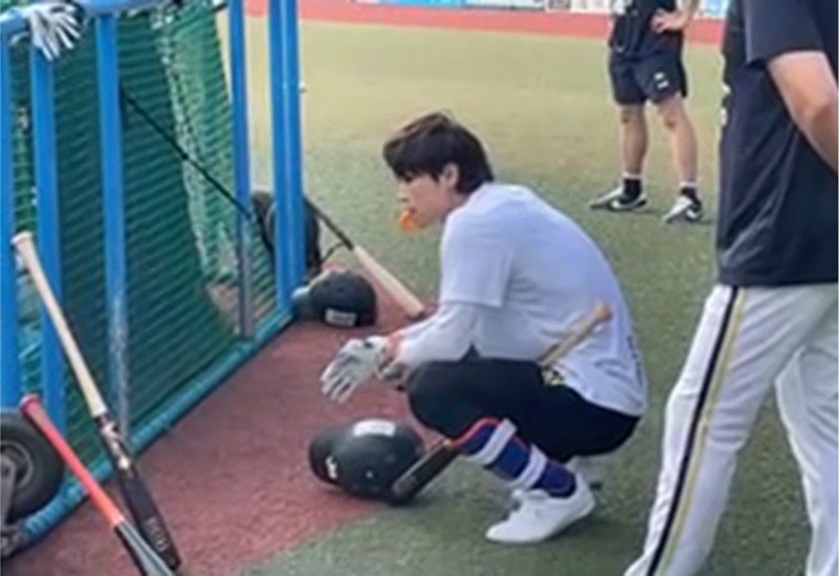 B_orix67's tweet photo. 朝から試合見に行って勝った🎶つかれた🎶18時まで休憩🎶 https://t.co/BWY3WefmtU