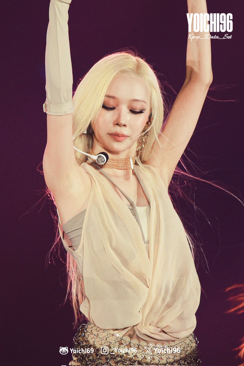 kpop_data_set's tweet photo. 260807 Winter at Synk Complaexity Seoul

#aespa  #æspa #에스파 
#WINTER #윈터 https://t.co/igCtxcgPFl
